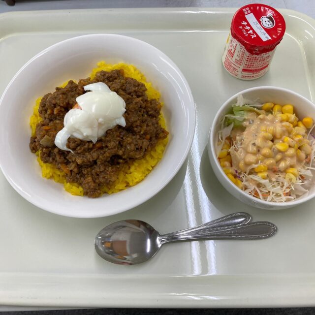 こんにちは！
今日のお昼ご飯はキーマカレーです♪
今日は大阪37℃になるみたいです💧
#ジョブタス長吉長原東#就労支援#B型#手作りアクセサリー#平野区就労支援#就労b#ハンドメイド#在宅#軽作業#就労訓練#日当保証#無料送迎