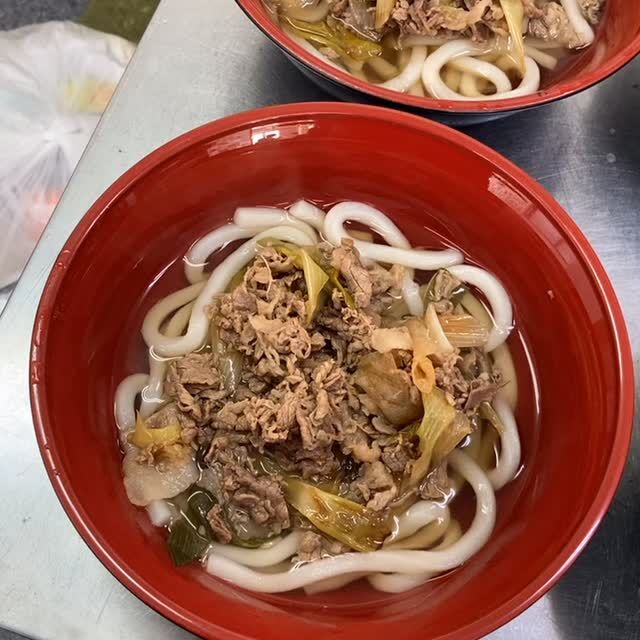 本日の昼食も最高なメニュー😀

手作り昼食を食べて

今日もモリモリ元気ハツラツ^ ^

#就労b
#平野区
#肉うどん
#おにぎり
#手作り昼食
#平野区就労支援 
#ジョブタス長吉長原東 
#HSS
#エフリング