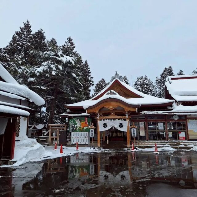 こんにちはエフリング弘前です(*^^*)

先週はレクで初詣に行きました
おみくじをひいたり
お賽銭をしたりとみなさん、それぞれに
楽しんでいましたよ😁
初詣のあとはスイーツを買いにお出かけ👜🎵✨
こっちを楽しみにしていた方も多いような？笑
私、スタッフAはプリン🍮を買ってきました😋♥

エフリング弘前では見学や体験を受け付けておりますのでお気軽にお問い合わせください！
☎0172-55-8860
電話が苦手な方はDMでも大丈夫です(*´∇｀)

#弘前
#エフリング弘前
#就労継続支援b型
#障害者支援