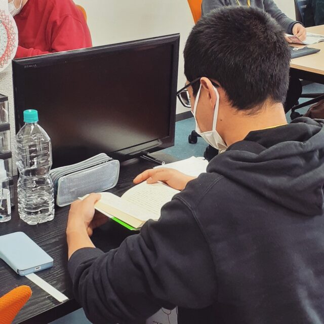 🍵水曜日の過ごし方🍵

毎週水曜日の午後は「レク活」と言って利用者さんがそれぞれ好きな事をして過ごせる時間となっております✨

読書をしたりYouTubeを見たり、PCの勉強や創作などみなさん様々なことをしてます🍵

ゆったりまったりとした時間が流れてて眠くなｒ‥‥

そんなジョブタス弘前八幡事業所では利用者様募集中です！

見学のみＯＫ
体験利用ＯＫ
送迎あり
昼食あり

少しでも興味のある方はお電話やＤＭにてお気軽にお問合せくださいませ💛

#ジョブタス弘前八幡事業所
#弘前市
#就労支援 
#就労支援b型 
#福祉サービス