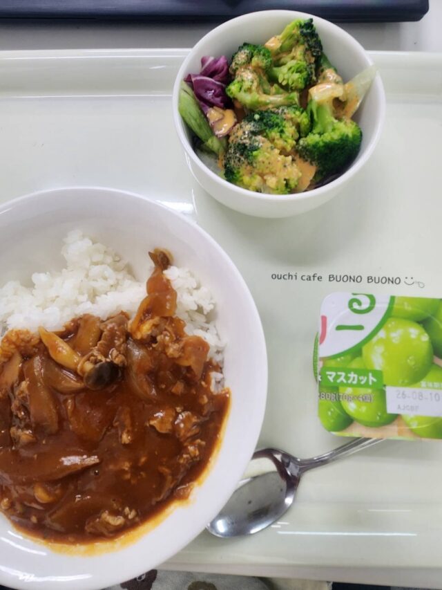 今日はマッチョ💪マンがご飯を作ってくれました✨
ハヤシライス、隠し味も入れて美味しかったです♪
#ジョブタス長吉長原東#就労支援B型#マッチョ#ハヤシライス