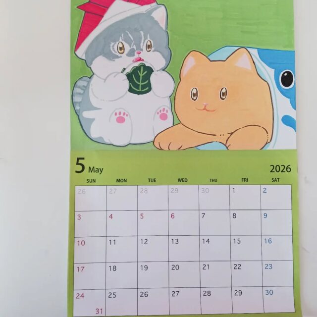 利用者さんが書いてくれた５月のカレンダーです。
子猫ちゃんが、とっても可愛いですね☺️✌️